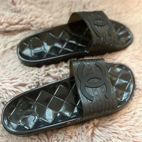 chanel pool slides 2021|chanel slides 2021.